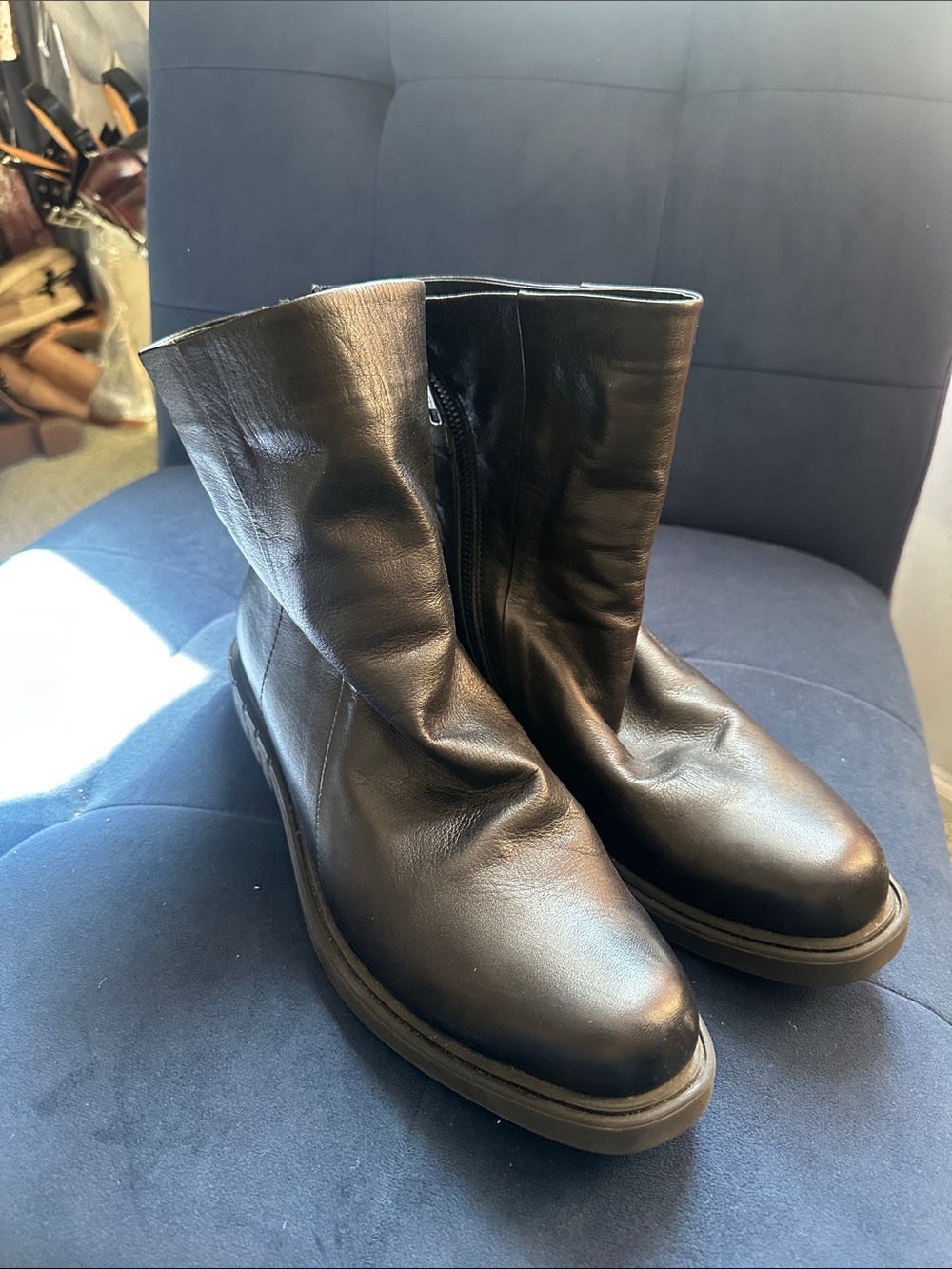 Bueno Black Leather Zip Ankle Boots Sz 40